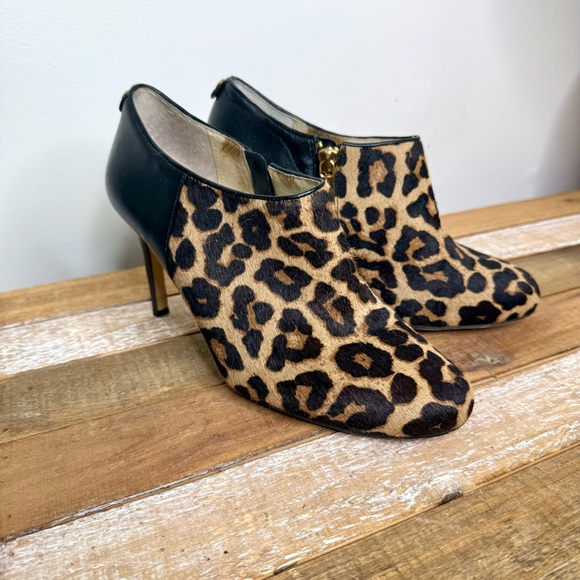 Michael Kors Black and Leopard Heeled Boots Size 7 Women’s - Picture 2 of 16
